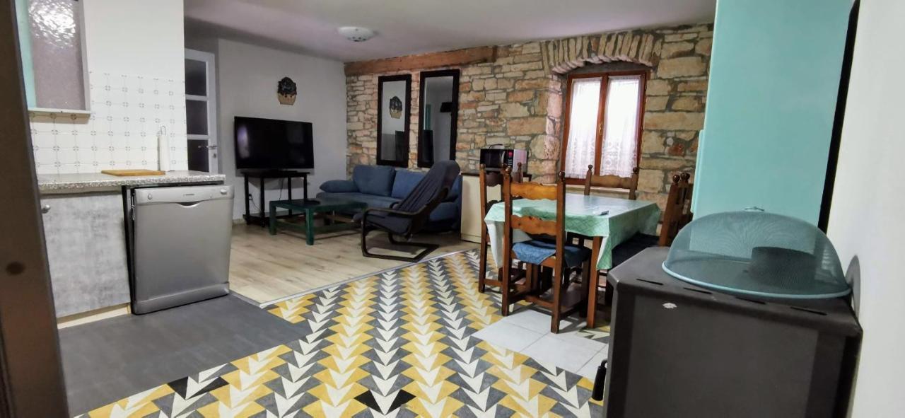 Eti And Mia Holiday Apartments Muntić 외부 사진